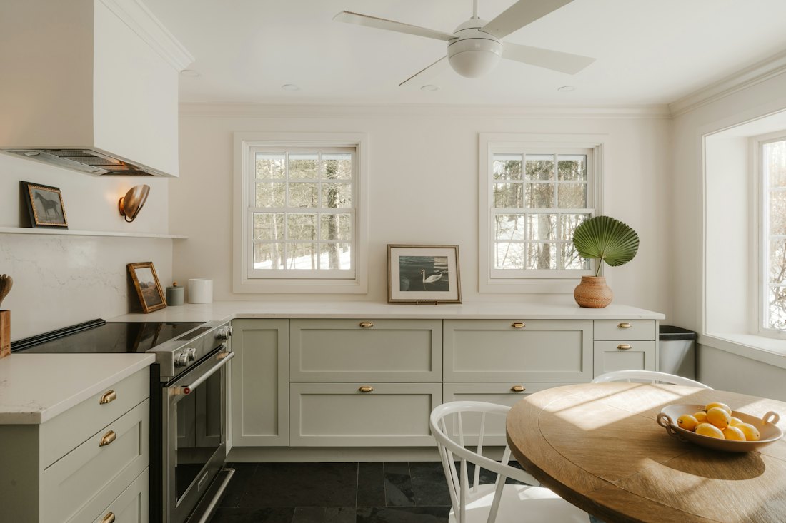 Ceiling fan in an open plan kitchen